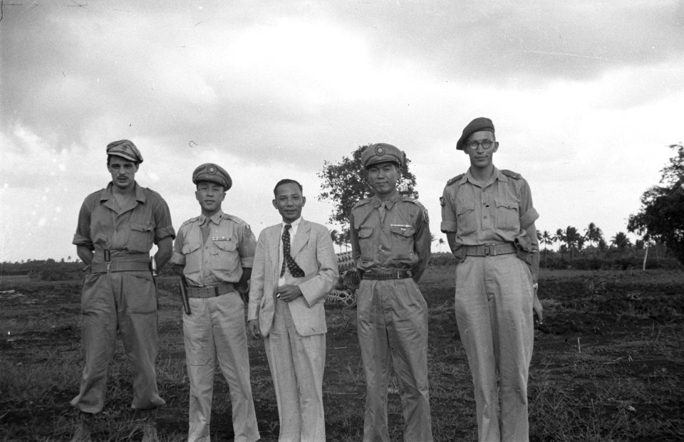 Semarang Een Chinese delegatie, bestaande uit de Chinese vice-consul te Batavia, Bestanddeelnr 378-5-1