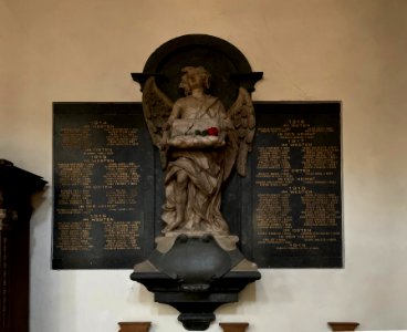 Seligenstadt, St. Marcellinus und Petrus, Gefallenendenkmal