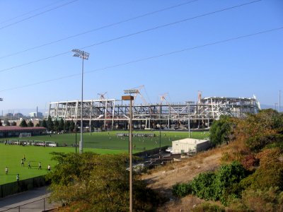 Santa Clara Stadium construction (2012) 2236 03 photo