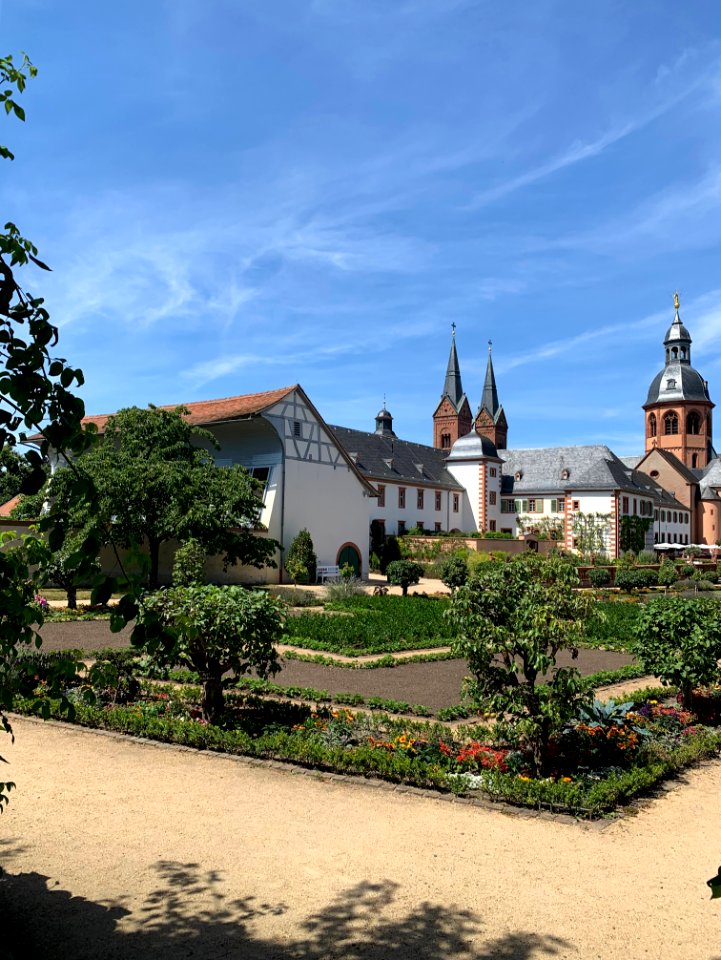 Seligenstadt, Konventgarten mit Orangerie