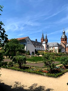 Seligenstadt, Konventgarten mit Orangerie
