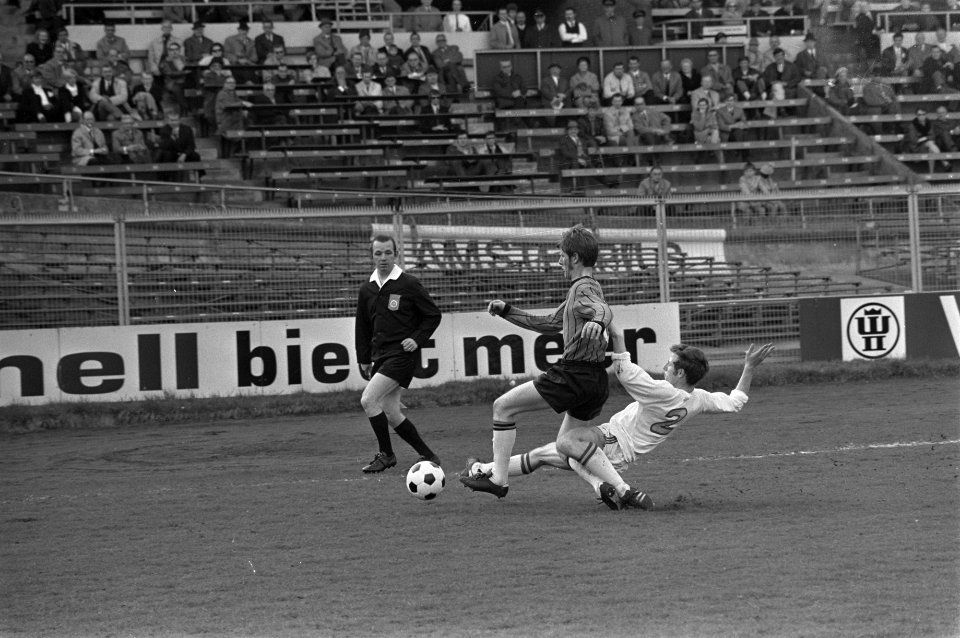 Seeman in duel met Schneider (r), Bestanddeelnr 923-4519