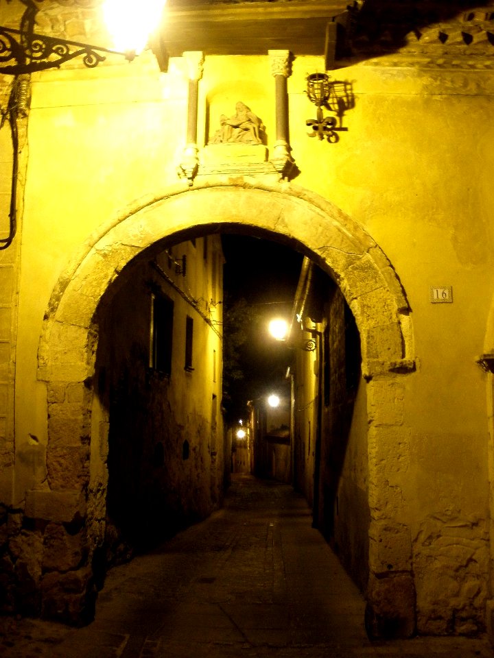 Segovia - Calle de Velarde 3