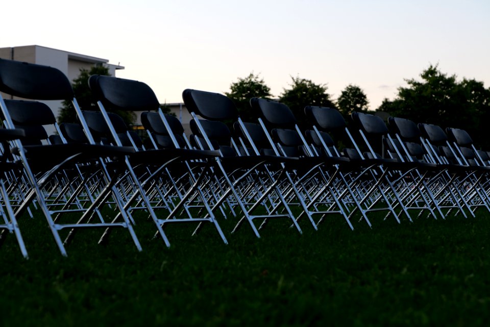 Seebrücke chairs on Platz der Republik 2020-09-07 40