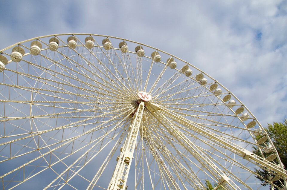 Amusement park shooting playground