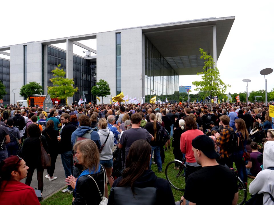Seebrücke demonstration Berlin 06-07-2019 03