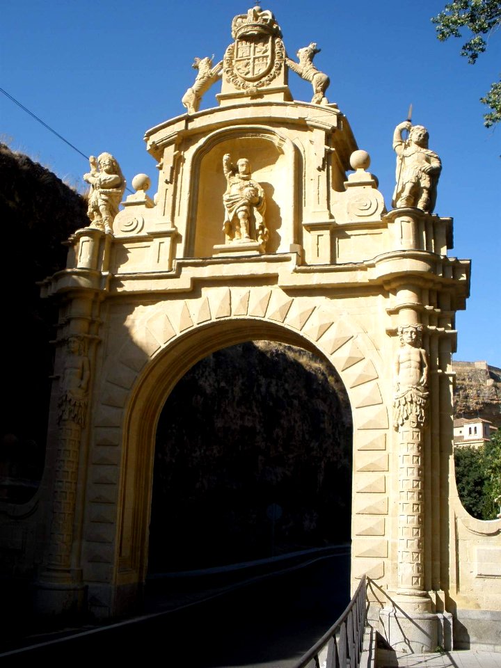 Segovia - Arco de la Fuencisla 2