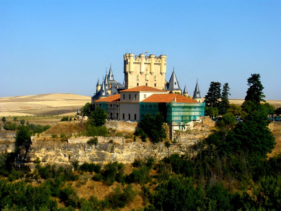 Segovia - Alcazar, desde el Museo de Segovia