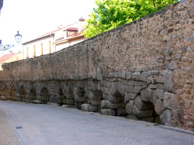 Segovia - Acueducto, comienzo arqueria