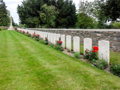 Sequehart British Cemetery No.1 -2