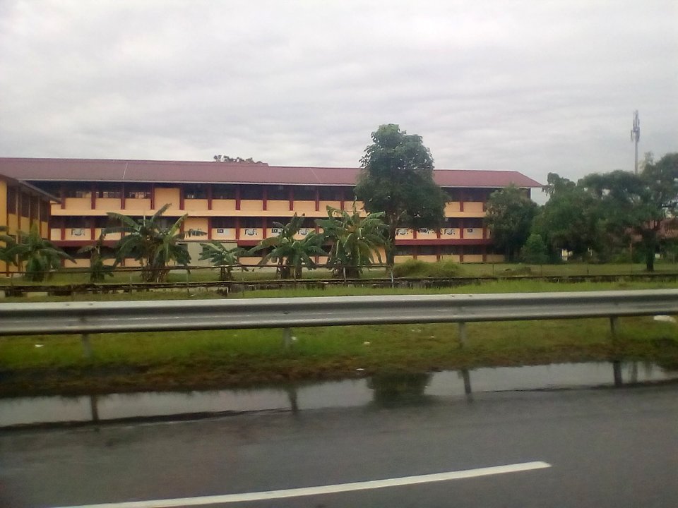 Sekolah Menengah Kebangsaan Jalan Kebun 03