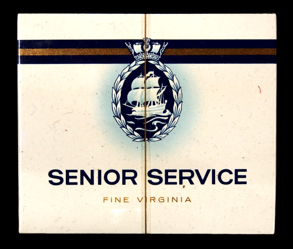 Senior Service cigarettes pack, pic1