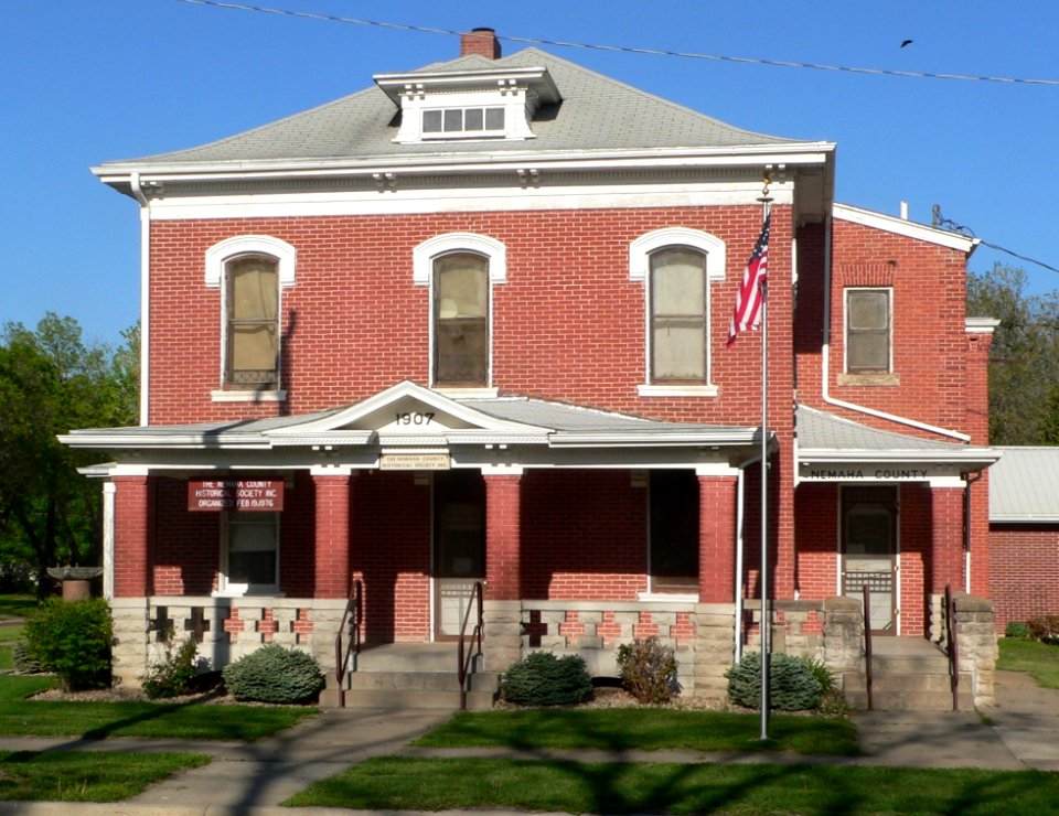 Seneca, Kansas jail and sheriff residence from W 1