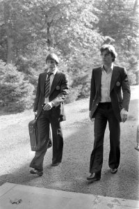 Selectie Nederlands elftal in Zeist bijeen Johan Cruijff en Ruud Krol (r), Bestanddeelnr 929-4045
