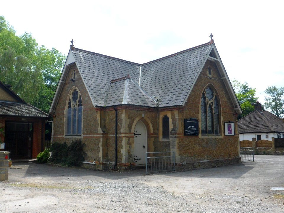 Send Evangelical Church, Broadmead Road, Send (May 2014) (3)
