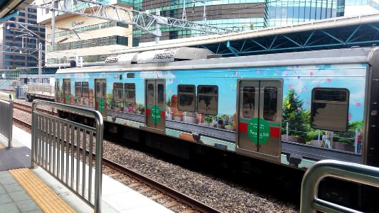 Seoul Metro 1001 with Seoullo