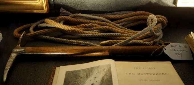 Seil und Eispickel der Matterhornbesteigung von Paul Preuss 1909 (MMM Corones)