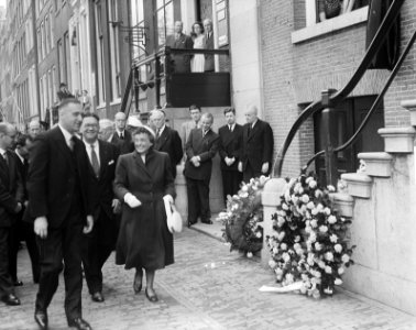 Selden Chapin onthult plaquette journalisten, Bestanddeelnr 904-0726