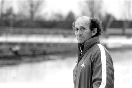 Schaatswedstrijden om de IJsselcup in Deventer Coach van de nationale herenkern, Bestanddeelnr 931-1639