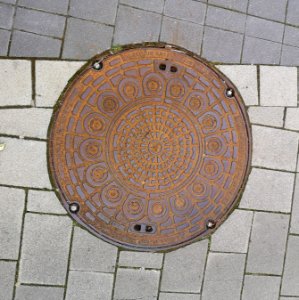 Schachtdeckel Jarrestraße