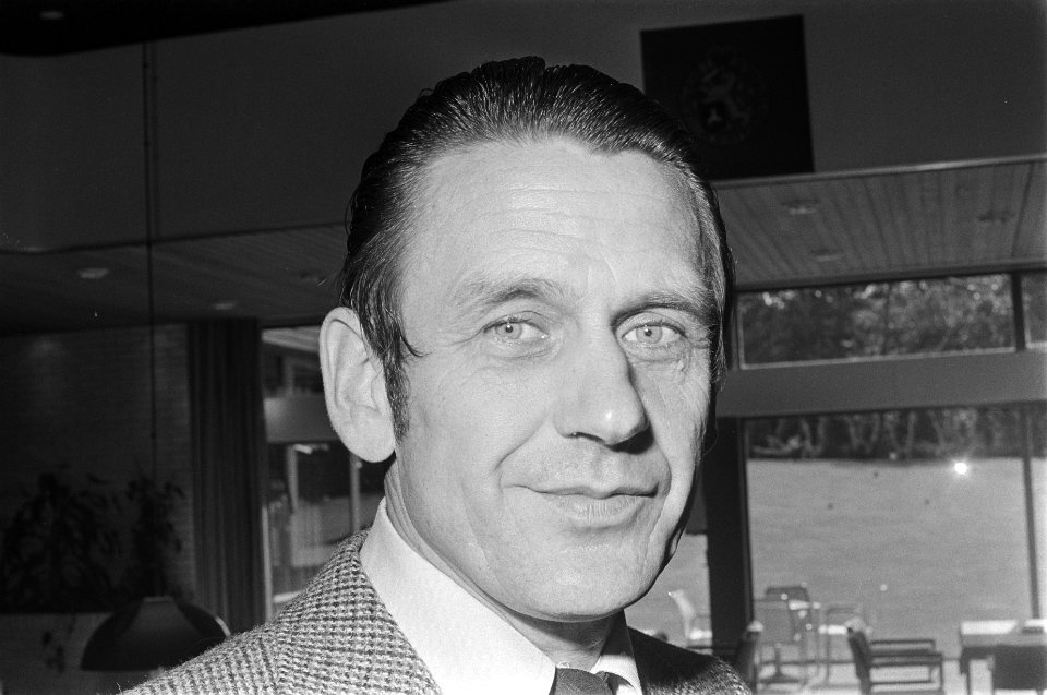Selectie Nederlands Elftal in Zeist bijeen, interim-bondscoach Zwarthuis kop, Bestanddeelnr 928-7607