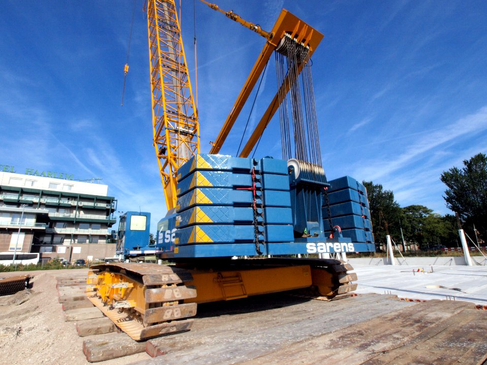 Sennebogen 5500 (owner Sarens) pic2