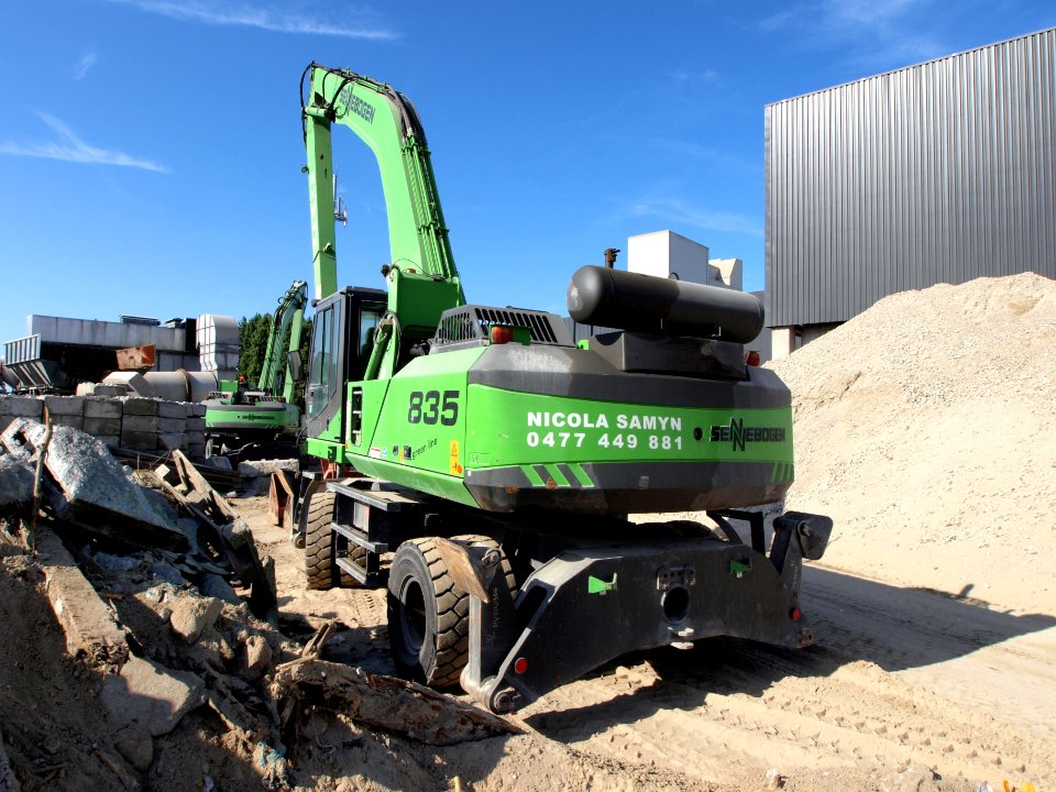 Sennebogen 835 (owner Samyn) p3