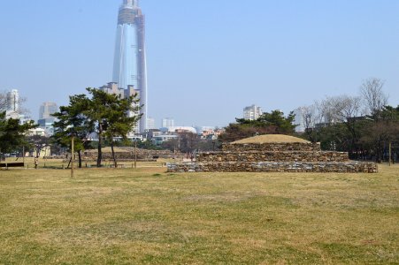 Seoul Seokchon-dong Gobungun-1