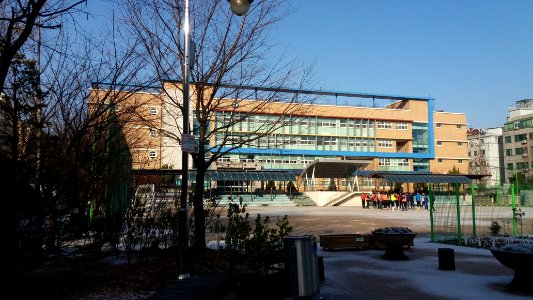Seoul Changseo Elementary School