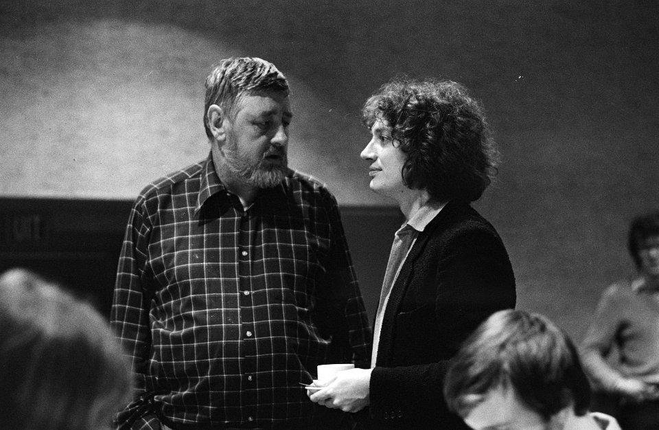 Schaakkampioenschap Nederland 1981, 10e ronde, Donner (l) in gesprek met Timman, Bestanddeelnr 931-3608