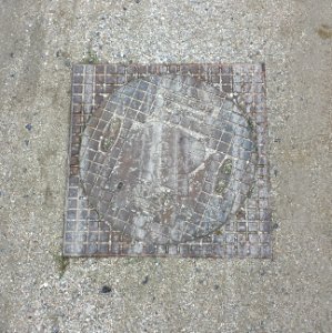 Schachtdeckel Schiermonnikoog 4