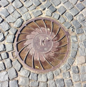 Schachtdeckel Sankt Petersburg - Isaaksplatz 3