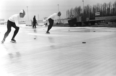 Schaatswedstrijden om de IJsselcup in Deventer om de IJsselcup Peter Nottet, Bestanddeelnr 917-2328