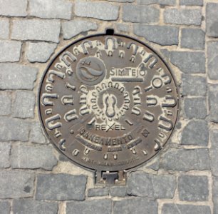 Schachtdeckel Lissabon 2
