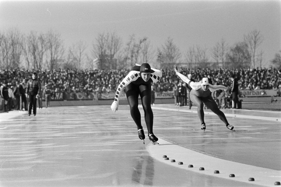 Schaatsen WK-sprint in Heerenveen Alie Boorsma (Ned.), Bestanddeelnr 933-2459