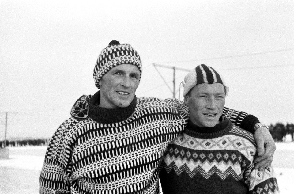Schaatsen Ter Aar, Reinier Paping (rechts) en Jan Uitham, Bestanddeelnr 914-7366