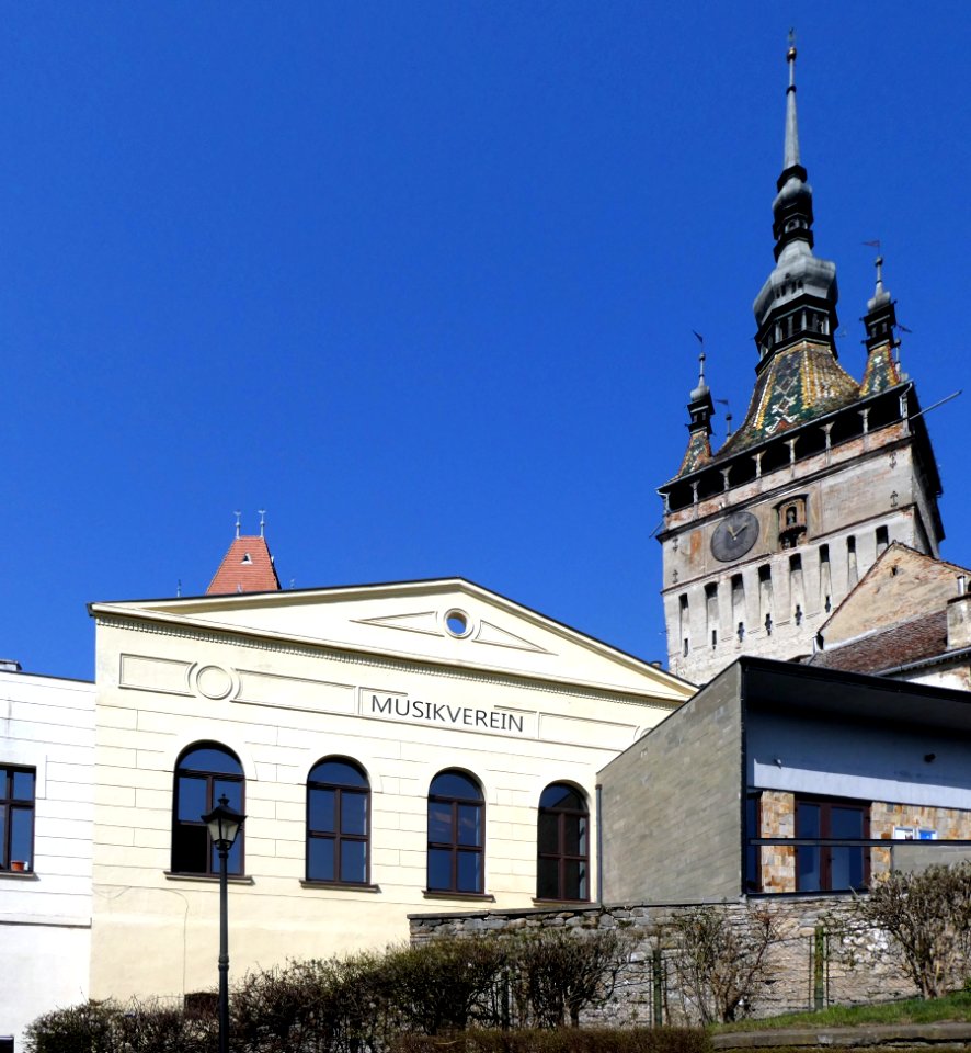 Schäßburg, Musikverein u Stundturm v O, 1