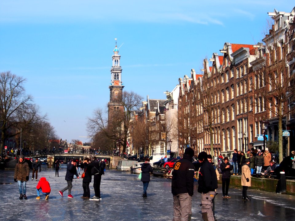 Schaatsen op de Prinsengracht in Amsterdam foto31