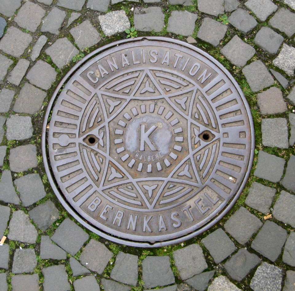 Schachtdeckel Bernkastel 20110614