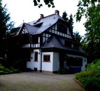 Schönberg, Zeilstraße 1