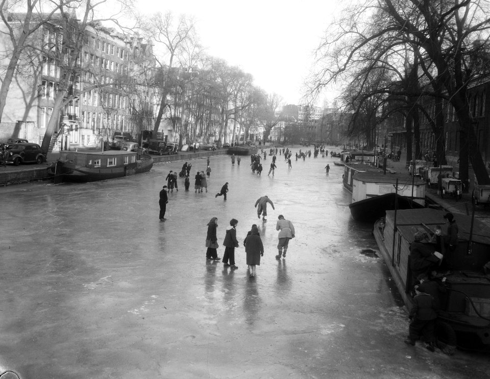 Schaatsrijden op Nieuwe Keizersgracht, Bestanddeelnr 906-2675