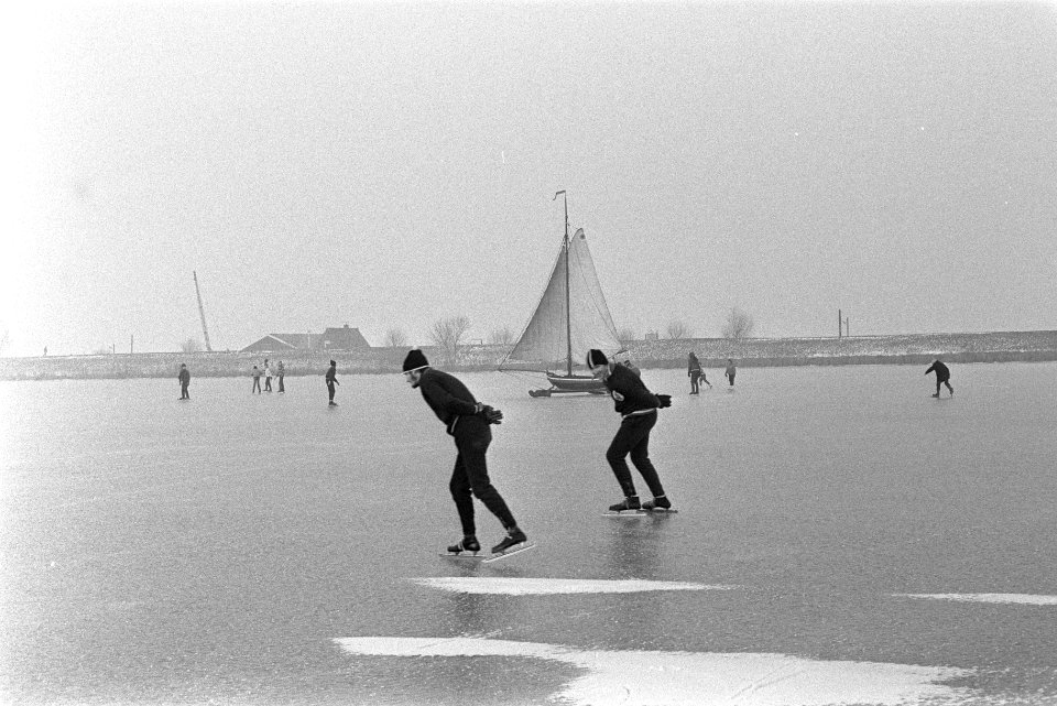 Schaatsen en ijszeilen op Gouwzee, Bestanddeelnr 923-0956