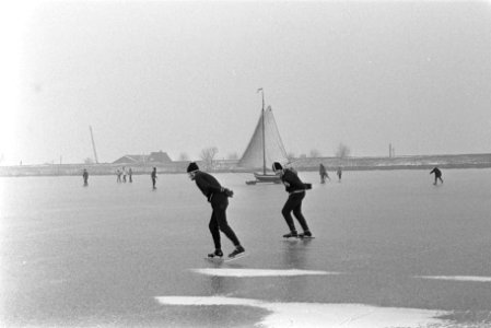 Schaatsen en ijszeilen op Gouwzee, Bestanddeelnr 923-0956
