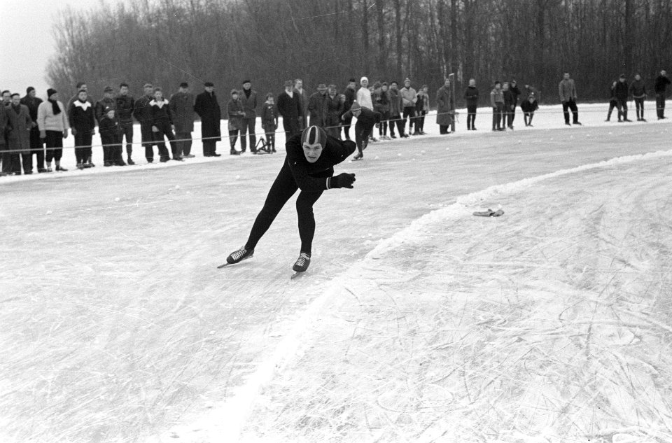 Schaatskampioenschappen van Noord-Holland in Bergen Nic Houter (pp9) Tinus Roz, Bestanddeelnr 913-3465