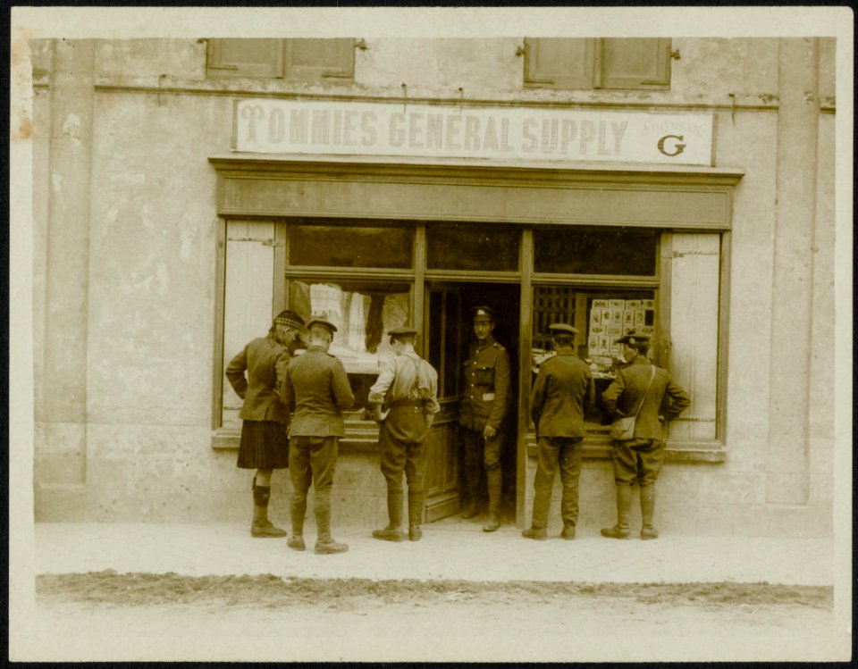 Scene in a country village, Bestanddeelnr 158-0095