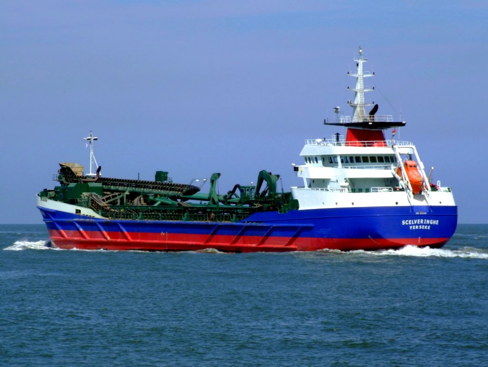 Scelveringhe p3 leaving Port of Rotterdam 19-Jul-2007