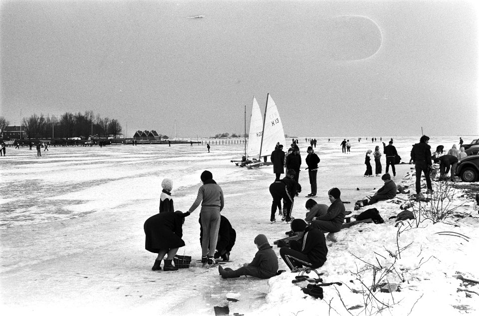 Schaatsers en ijszeilers, Bestanddeelnr 924-3320