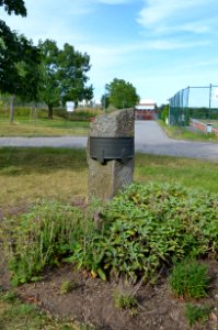 Schönberg, Gedenkstein 25 Jahre Städtepartnerschaft