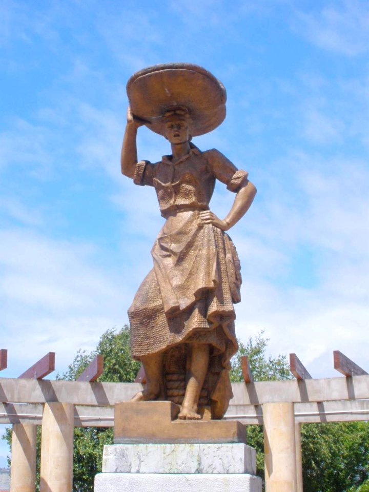 Santurce - Monumento a la Sardinera 2