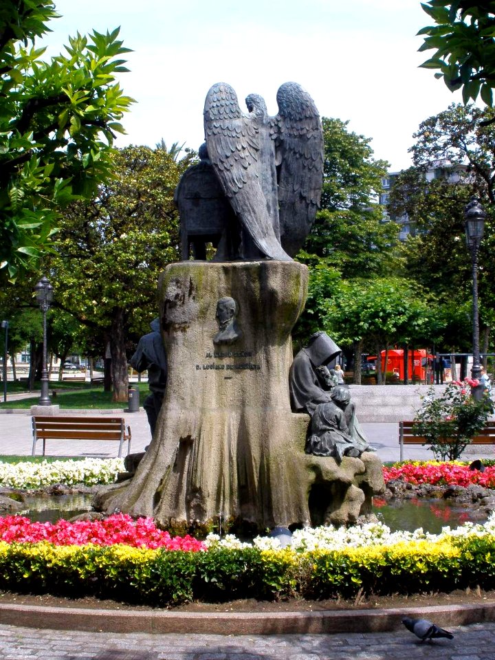 Santurce - Parque de Santurtzi, monumento a Cristóbal Pascual Murrieta y Mello, y a Luciano Murrieta García-Lemoine (Marqués de Murrieta) 4